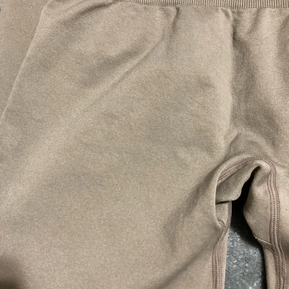 NWTS Leggings Young Ladies - Picture 3 of 9